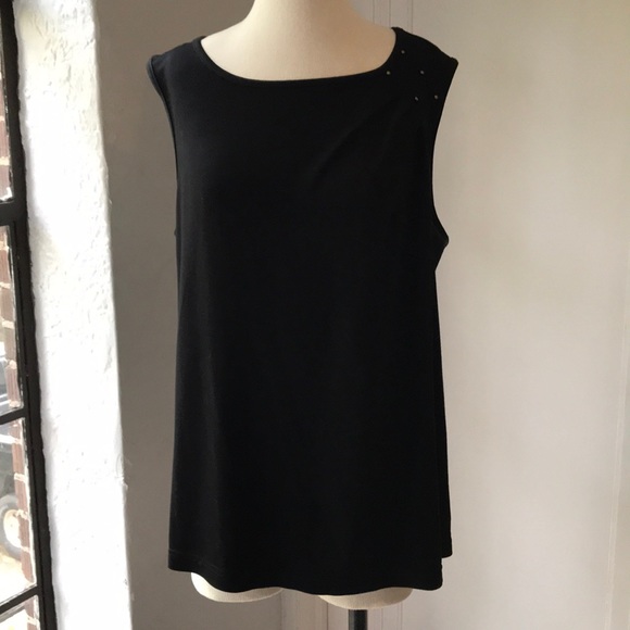 St John Tank - Picture 1 of 7